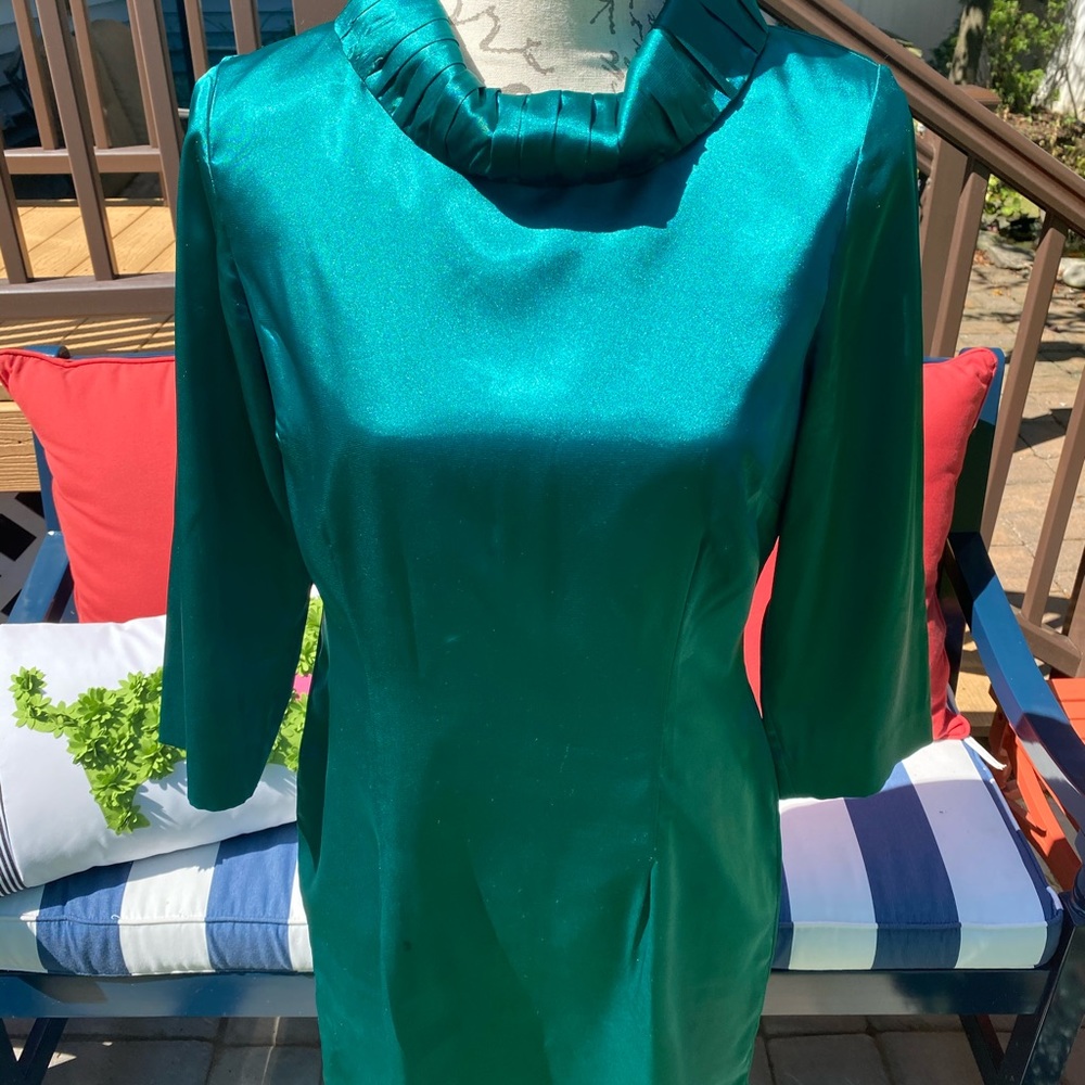 Dress - Picture 2 of 11